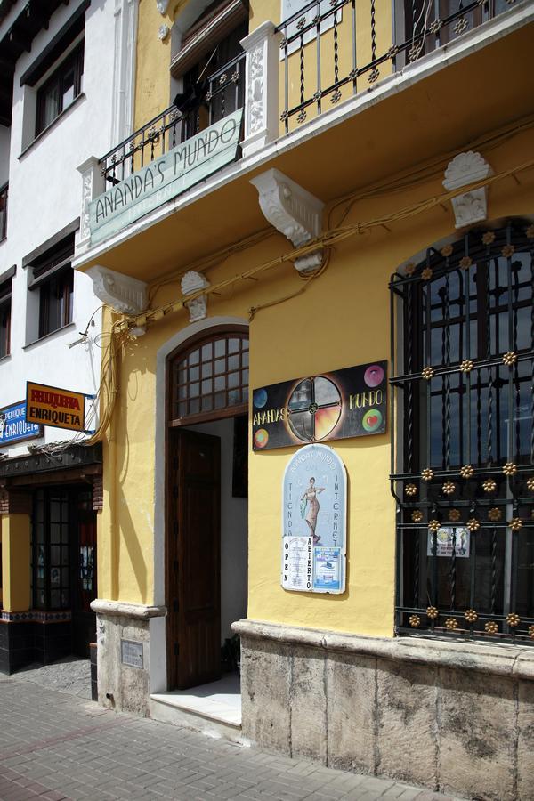 Ananda'S Mundo Pension Orgiva Buitenkant foto