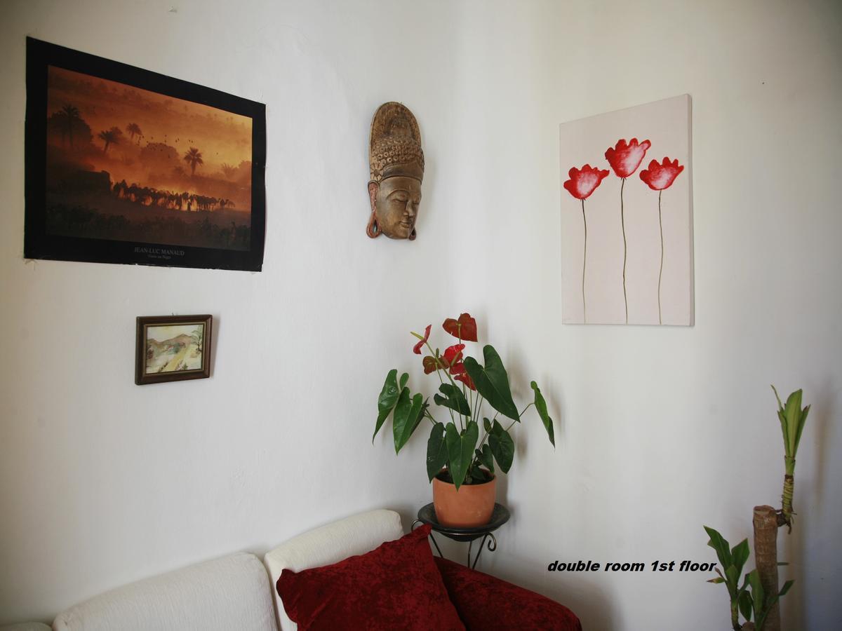 Ananda'S Mundo Pension Orgiva Buitenkant foto